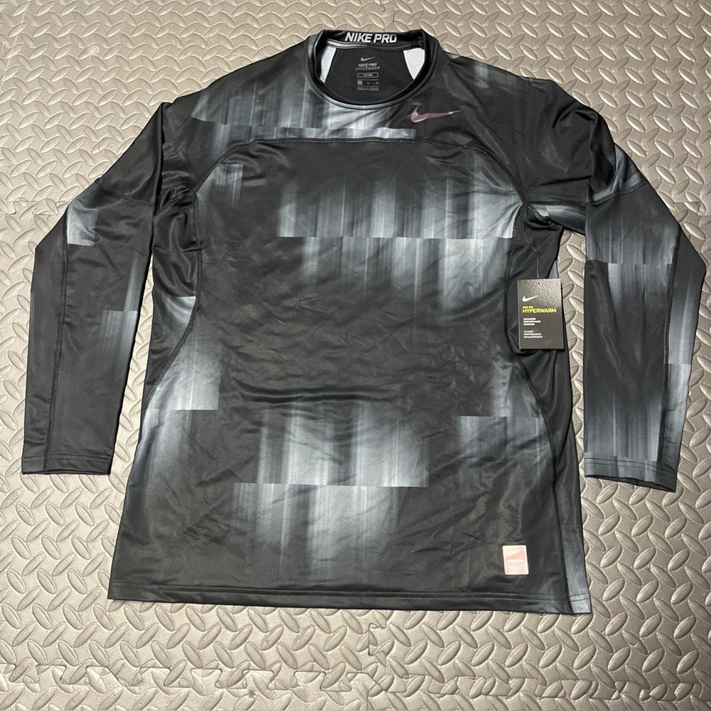 Nike Pro HyperWarm Compression Fitted Shirt Black Mens XL XLarge AQ4897-010 NEW
